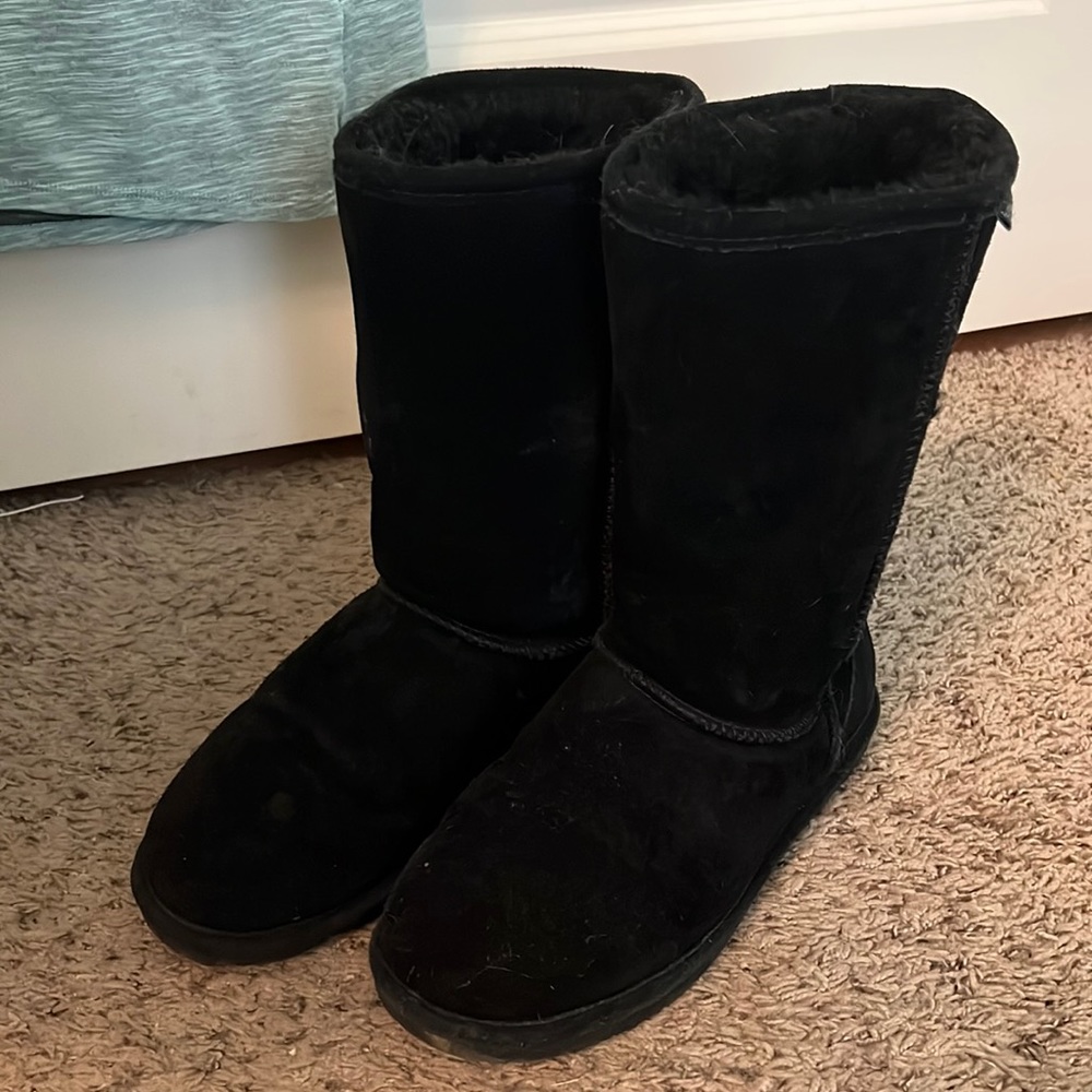 Bear paw boots size 9